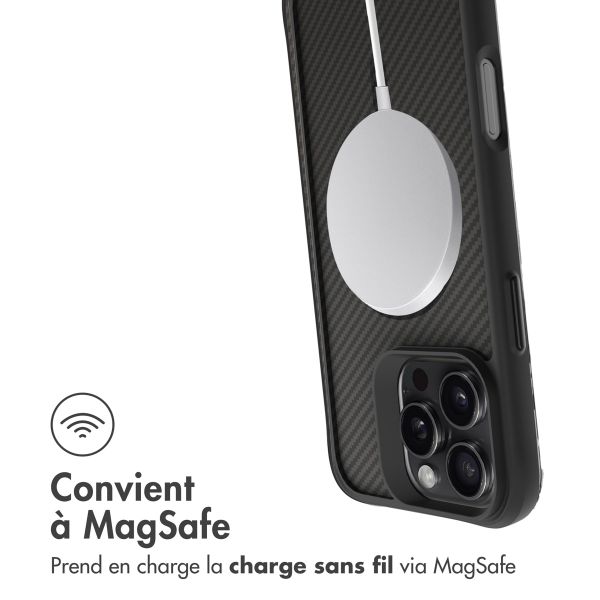 imoshion Rugged Hybrid Carbon Case avec MagSafe Apple iPhone 16 Pro Max - Noir