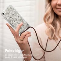 imoshion Coque Design avec cordon Apple iPhone SE (2022 / 2020) / 8 / 7 - Desert Dots