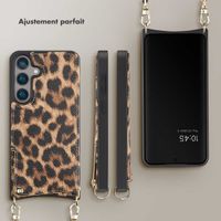 Selencia Coque arrière avec cordon et porte-cartes Nova Samsung Galaxy S24  - Leopard