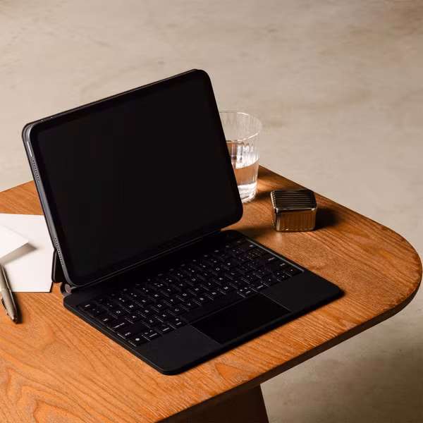 Accezz Clavier Bluetooth magnétique Apple iPad Air 11 pouces (2025) M3 / (2024) M2 / Pro 11 (2018/2020/2021/2022) - QWERTY / NL - Noir