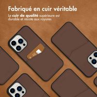Accezz Coque en cuir de qualité supérieure avec fentes pour cartes Apple iPhone 14 Pro Max - Marron