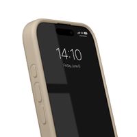 iDeal of Sweden Coque en silicone avec MagSafe Apple iPhone 16 Pro - Beige