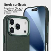 Accezz Étui de télephone portefeuille en cuir 2-en-1 avec MagSafe Apple iPhone 17 Pro - Cedar Green