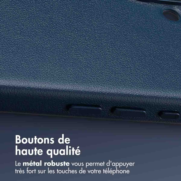 Accezz Coque arrière en cuir avec MagSafe Apple iPhone 16 - Nightfall Blue