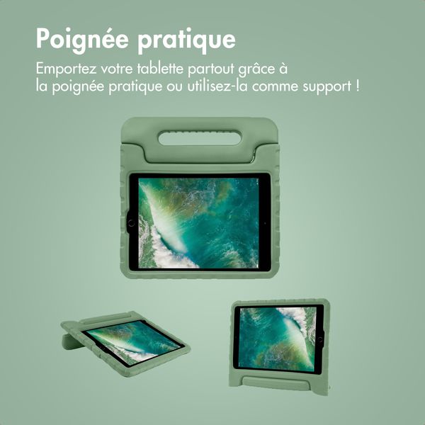 imoshion Coque kidsproof avec poignée Apple iPad 6 (2018) 9.7 pouces / iPad 5 (2017) 9.7 pouces - Olive Green