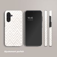 Selencia Coque arrière Vivid Samsung Galaxy A26 - Beige Zigzag