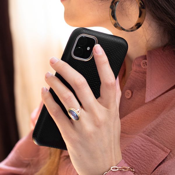 Selencia Coque Gaia Serpent iPhone 13 Pro - Noir