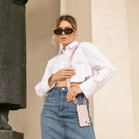 Selencia Coque design en silicone avec cordon amovible Apple iPhone 15 Plus - Irregular Check Sand Pink