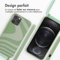 imoshion Coque design en silicone avec cordon Apple iPhone 12 (Pro) - Retro Green