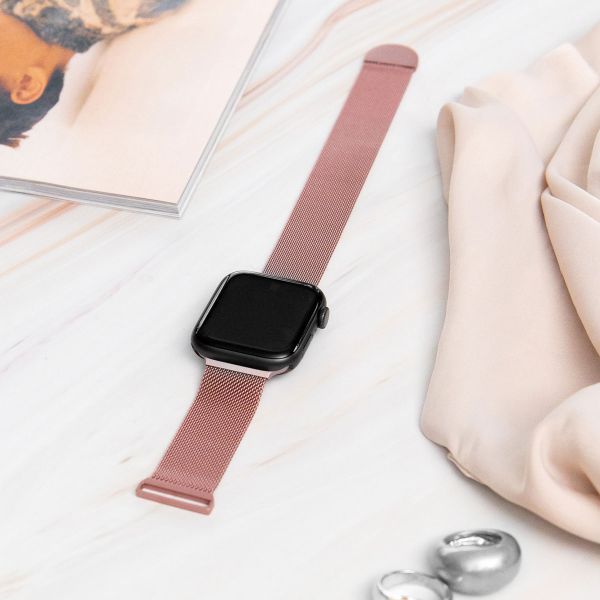 imoshion Bracelet magnétique milanais Apple Watch Series 1 - 9 / SE (38/40/41 mm) | Series 10 / 11 (42 mm) - Taille S - Rose