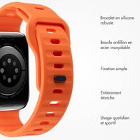 imoshion Bracelet en silicone Active Sport Apple Watch Series 1-10 / SE / Ultra (2) (44/45/46/49 mm) - Orange