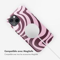 Selencia Coque arrière Vivid avec MagSafe Apple iPhone 13 - Wavy Swirl Pink Plum