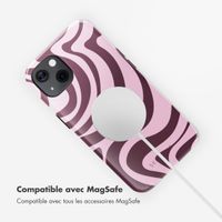 Selencia Coque arrière Vivid Tough avec MagSafe iPhone 13 - Wavy Swirl Pink Plum