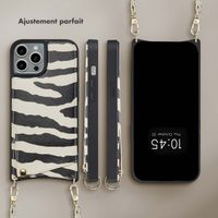 Selencia Coque de télephone Nova avec cordon et porte-cartes Apple iPhone 15 Pro - Zazzy Zebra