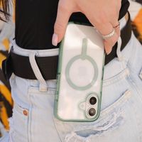 ZAGG Coque Santa Cruz Snap avec MagSafe iPhone 16 - Vert