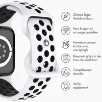 imoshion Bracelet sport⁺ Apple Watch Series 1 á 11 / SE / Ultra (44/45/46/49 mm) - Taille M/L - Pure Platinum & Black