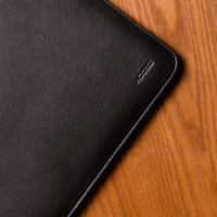 Accezz Leather Pochette ordinateur Apple MacBook 13 pouces - Noir