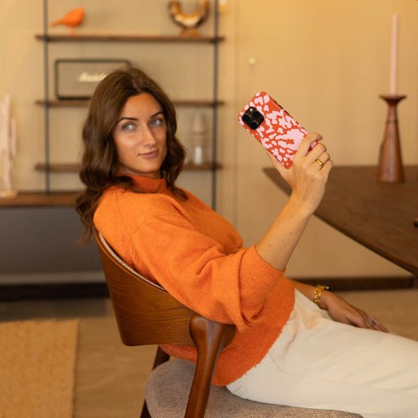 Selencia Coque arrière Vivid avec MagSafe Apple iPhone 15 - Moo’d Blush Pink