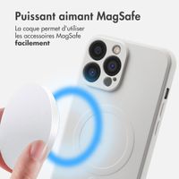 imoshion Coque Couleur avec MagSafe Apple iPhone 13 Pro Max - Beige