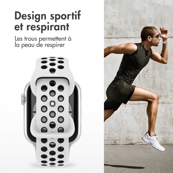 imoshion Bracelet sport⁺ Apple Watch Series 1 á 9 / SE (38/40/41 mm) | Series 10 / 11 (42 mm) - Taille M/L - Pure Platinum & Black