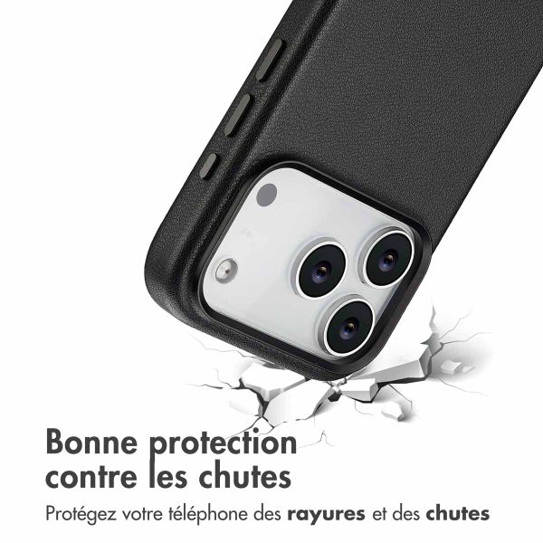 Accezz Coque arrière en cuir avec MagSafe Apple iPhone 17 Pro - Onyx Black