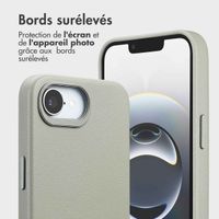 Accezz Étui de télephone portefeuille en cuir 2-en-1 avec MagSafe Apple iPhone 16e - Light Grey