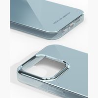 iDeal of Sweden Coque arrière Mirror iPhone 14 Pro - Sky Blue