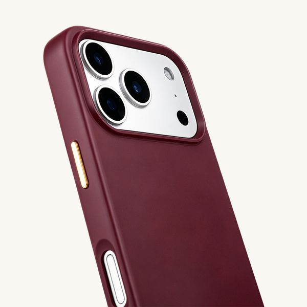 Selencia Coque arrière Rivièra avec MagSafe avec crochets amovibles Apple iPhone 17 Pro - Bold Burgundy