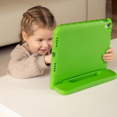 imoshion Coque kidsproof avec poignée Apple iPad 6 (2018) 9.7 pouces / iPad 5 (2017) 9.7 pouces - Vert