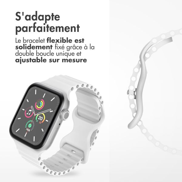 imoshion Bracelet Athletic en silicone Apple Watch Series 1 t/m 9 / SE (38/40/41 mm) | Series 10 / 11 (42 mm) - Blanc