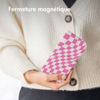 imoshion Étui de télephone portefeuille Design Apple iPhone SE (2022 / 2020) / 8 / 7 / 6(s) - Retro Pink