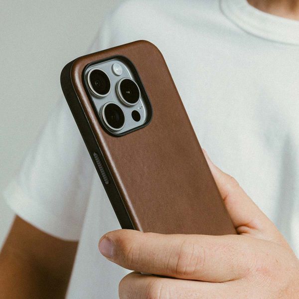 Nomad Coque Modern Leather iPhone 16 Pro - Brown