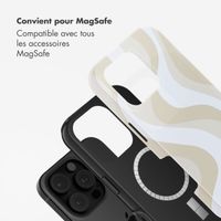 Selencia Coque arrière Vivid avec MagSafe Apple iPhone 16 Pro Max - Desert Waves Beige