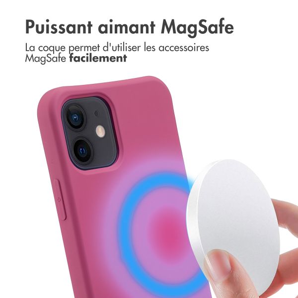 imoshion Coque arrière Color avec cordon amovible et MagSafe Apple iPhone 12 (Pro) - Raspberry