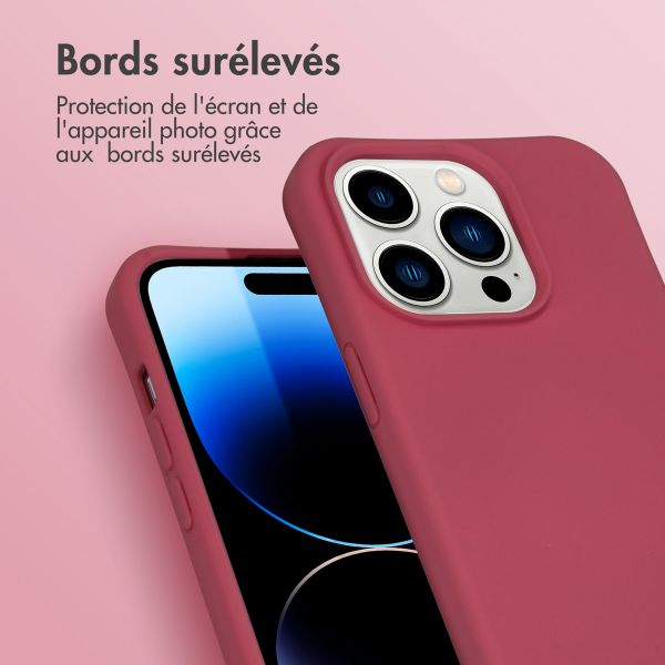 imoshion Coque de couleur avec cordon amovible iPhone 14 Pro - Rouge foncé