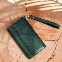 Selencia Pochette amovible en cuir végétalien Eny iPhone 11 - Vert