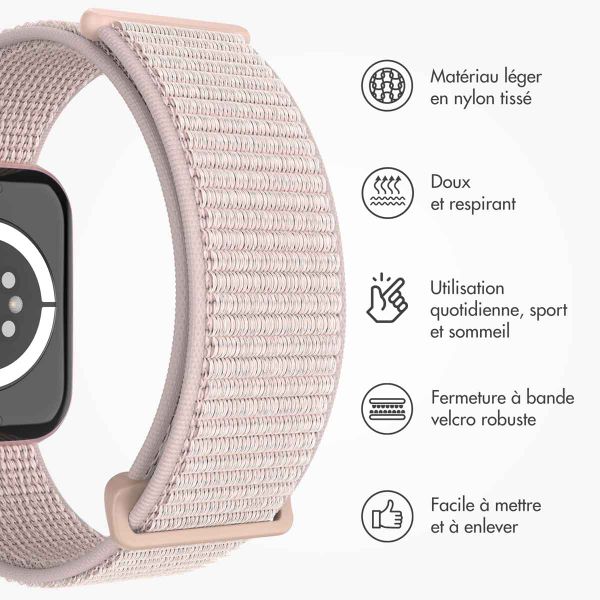 imoshion Bracelet en nylon Apple Watch Series 1 t/m 9 / SE (38/40/41 mm) | Series 10 / 11 (42 mm) - Light Pink
