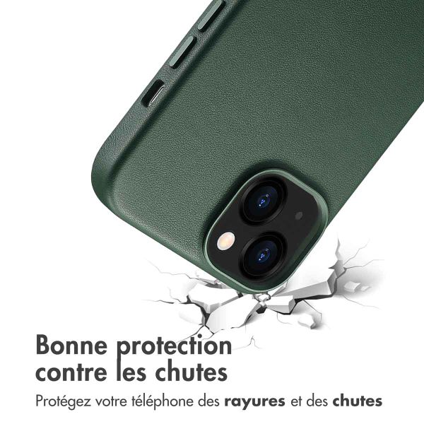 Accezz Coque arrière en cuir avec MagSafe Apple iPhone 13 - Cedar Green
