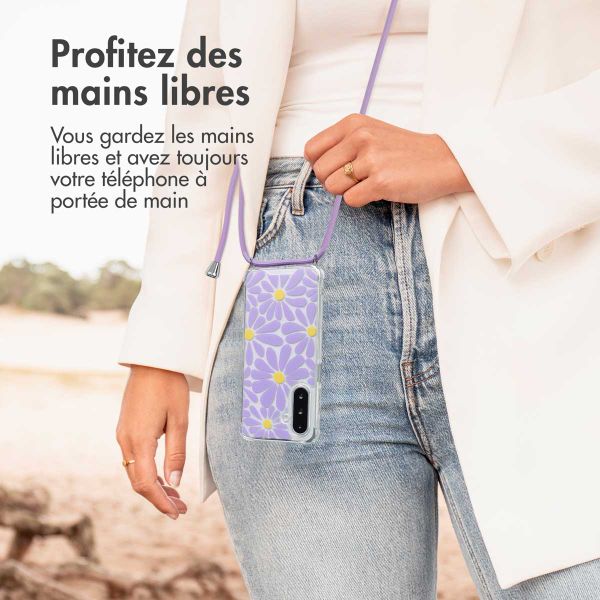 imoshion Coque Design avec cordon Samsung Galaxy A26 - Tropical Violet Flowers Connect