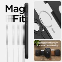 Spigen Coque Tough Armor MagSafe Apple iPhone 14 - Noir