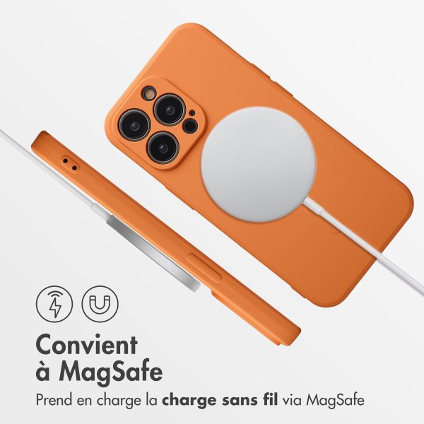 imoshion Coque Couleur avec MagSafe Apple iPhone 13 Pro - Neon Orange