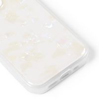 iDeal of Sweden Coque Pearlized iPhone 15 Pro - Blanc