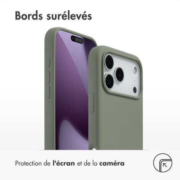 Accezz Coque Liquid Silicone avec MagSafe Apple iPhone 17 Pro Max - Cooper Green