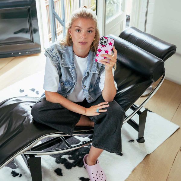 Selencia Coque arrière Vivid avec MagSafe Apple iPhone 15 - Stars Rubine Red Light Pink