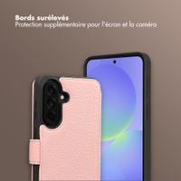 Selencia Étui Riva avec MagSafe et cordon de téléphone Samsung Galaxy A37 (5G) - Old Pink