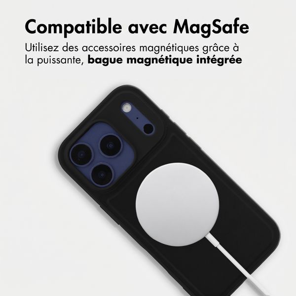 Accezz Coque arrière Edge avec MagSafe Apple iPhone 17 Pro - Noir
