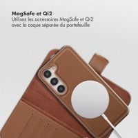 Selencia Étui portefeuille amovible Olyn avec MagSafe Samsung Galaxy S23 - Marron