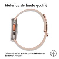 imoshion Bracelet en cuir magnétique Apple Watch Series 1 á 10 / SE / Ultra (2) (44/45/46/49 mm) - Beige