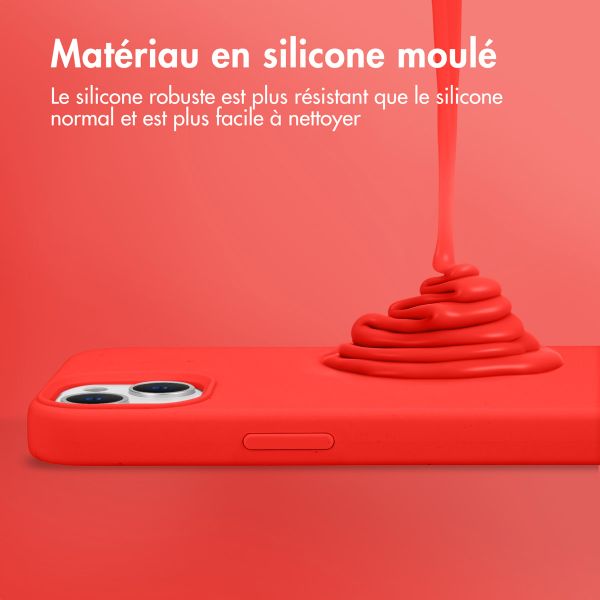 Accezz Coque Liquid Silicone avec MagSafe iPhone 14 Plus - Rouge