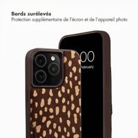 Selencia Nova coque arrière en cuir véritable avec porte-cartes Apple iPhone 15 Pro - Fawn Chic